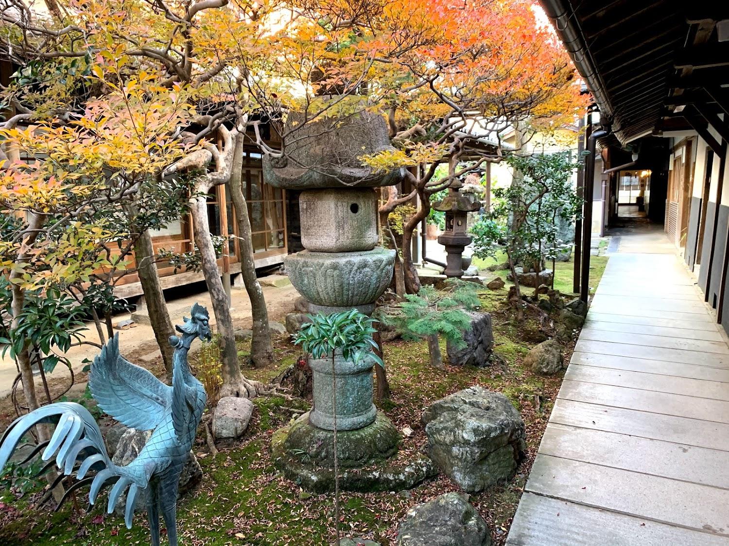 Cover Image for 岡専旅館