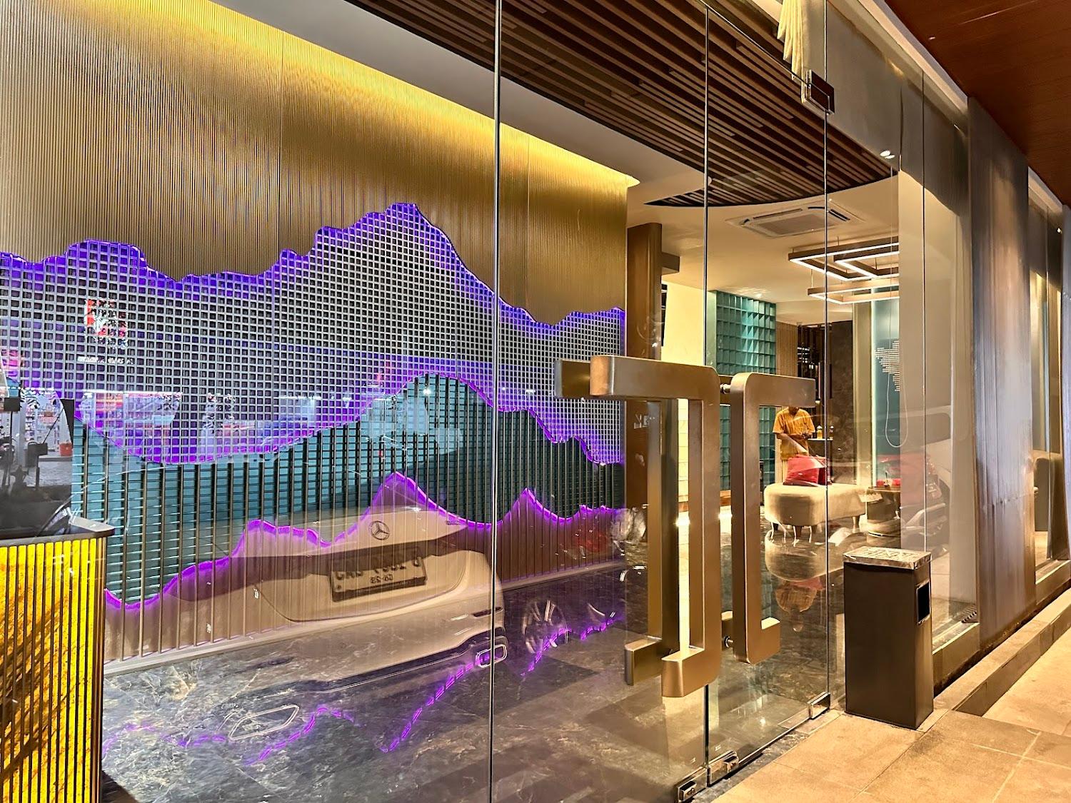 Cover Image for QUBE HOTEL by 98hospitality