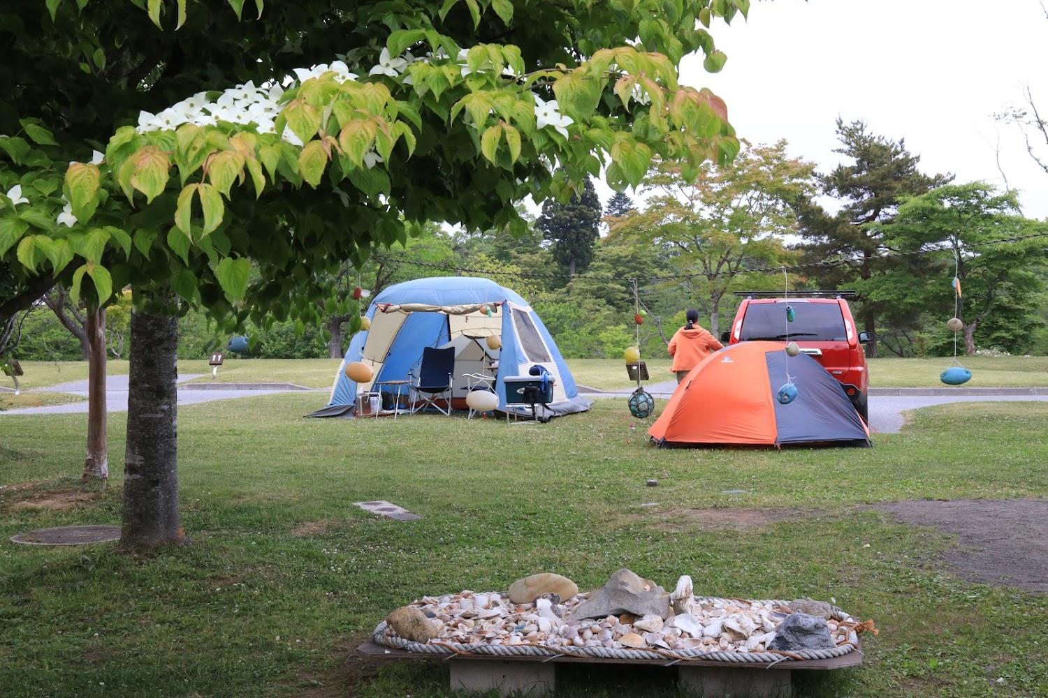 Cover Image for Hayakake Lakeside Hill Camping Ground