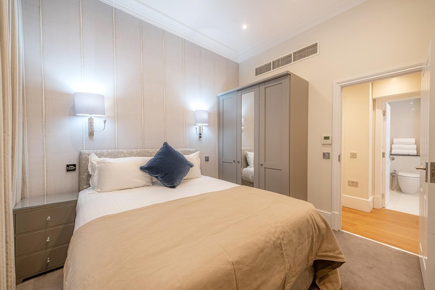 Cover Image for Chesham Court Apartments