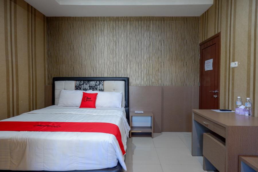Cover Image for RedDoorz @ Jalan Emmy Saelan Palu