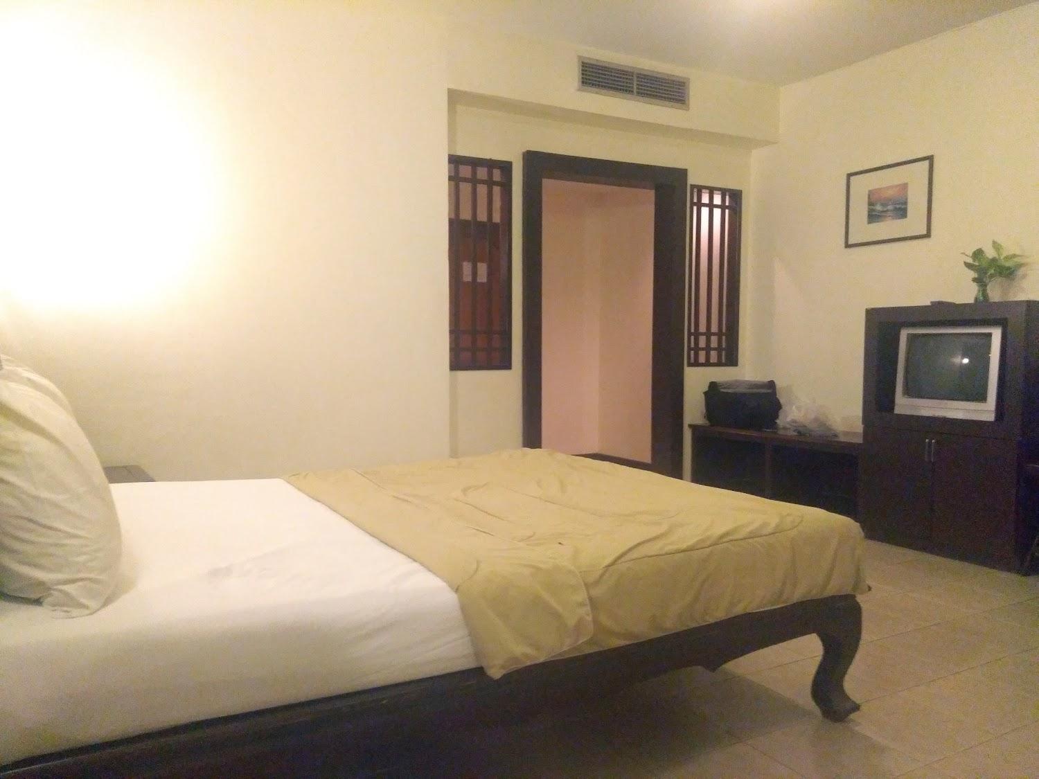 Cover Image for Country Resort