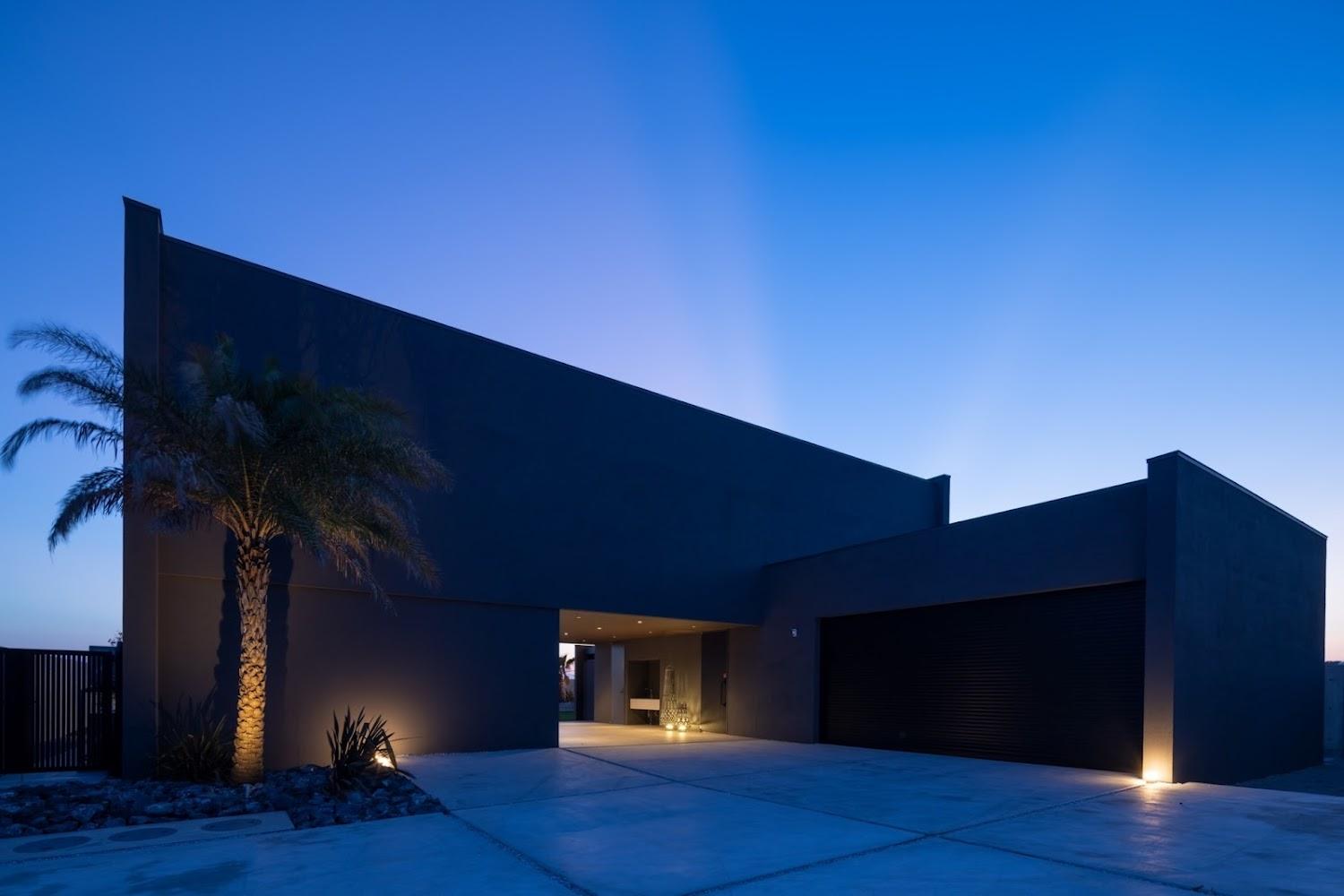 Cover Image for GIFTHOUSE 館山 那古海岸