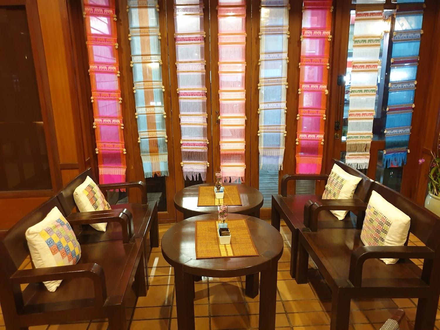 Cover Image for Pukha Nanfa Hotel