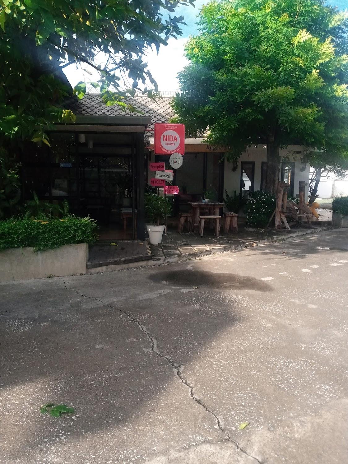 Cover Image for Maalamai Hotel