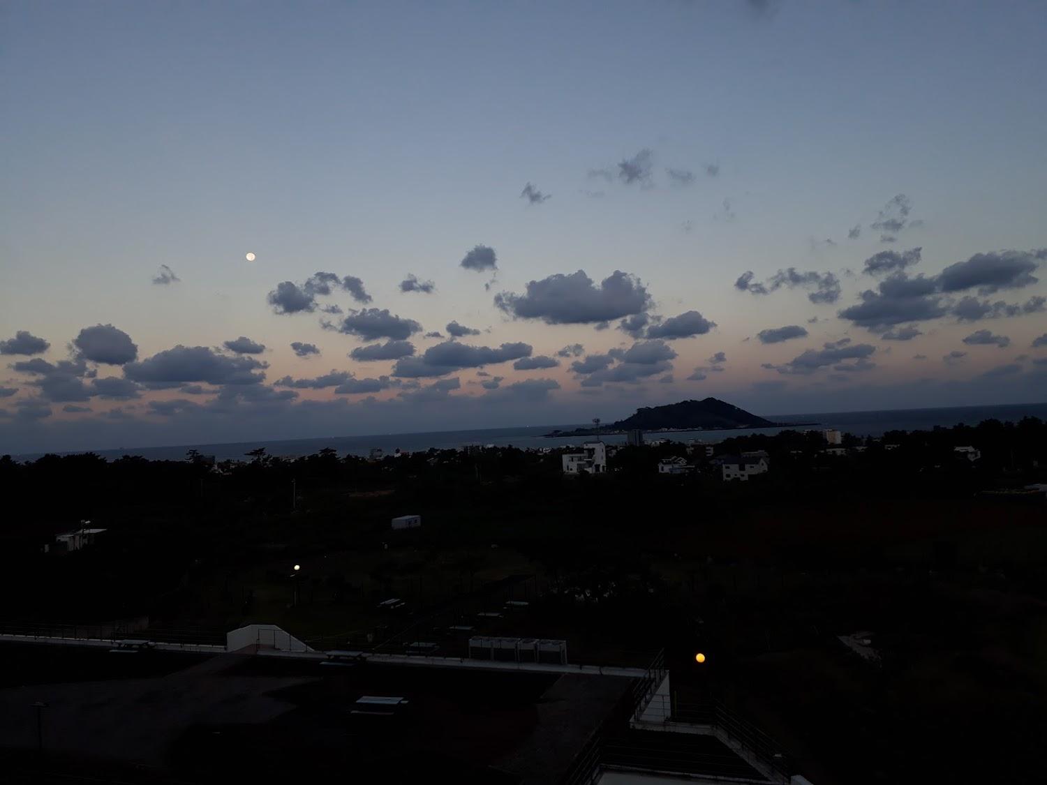 Cover Image for Hi Jeju Hotel