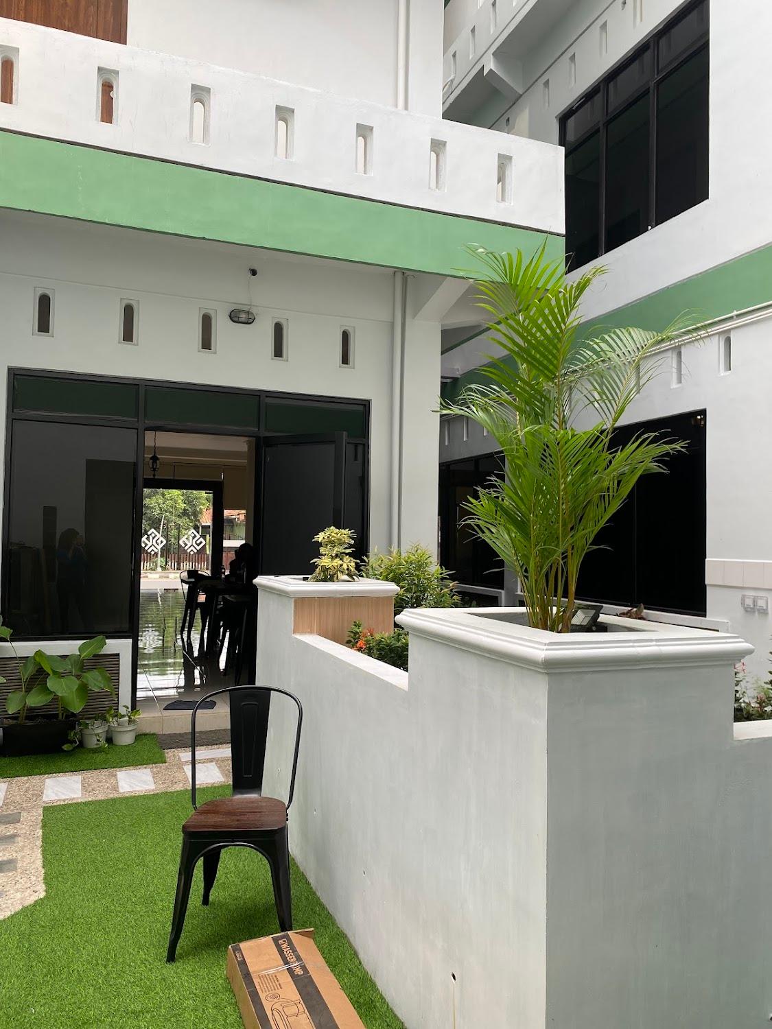 Cover Image for Ardiana Suite Hotel by Sajiwa