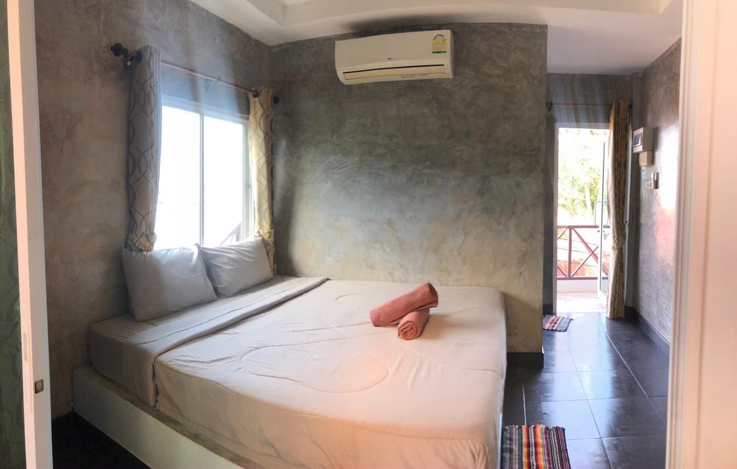 Cover Image for Na Vela Hotel, At Vela Hotel, Secret Hotel, Koh Larn Island