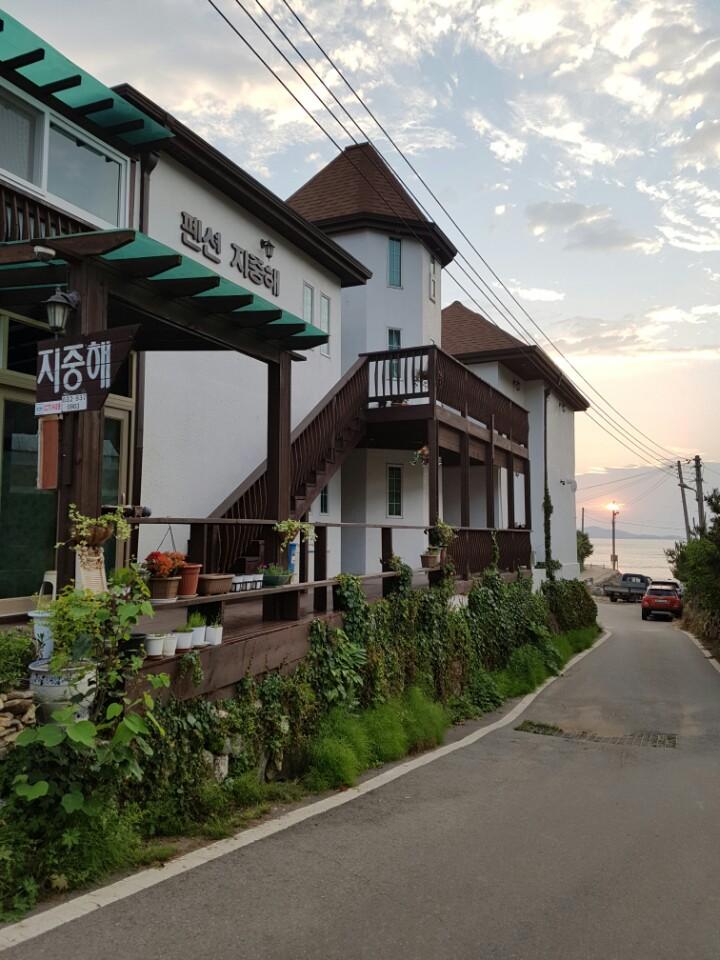 Cover Image for 펜션지중해
