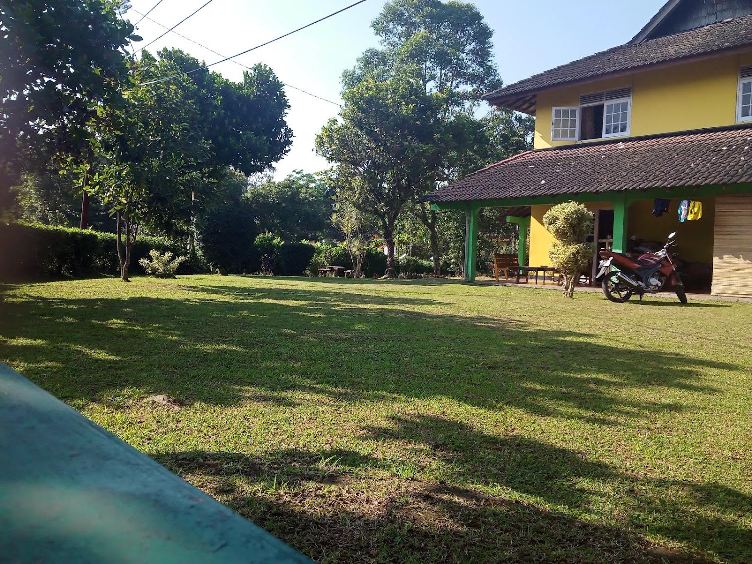 Cover Image for Villa Kemuning