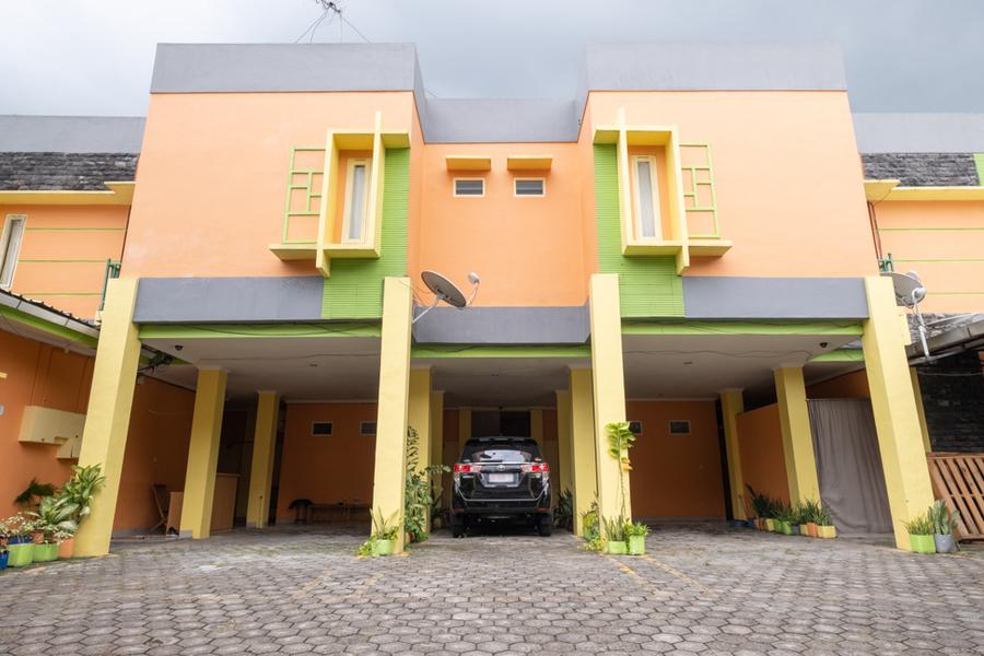 Cover Image for RedDoorz near Amikom Yogyakarta 3