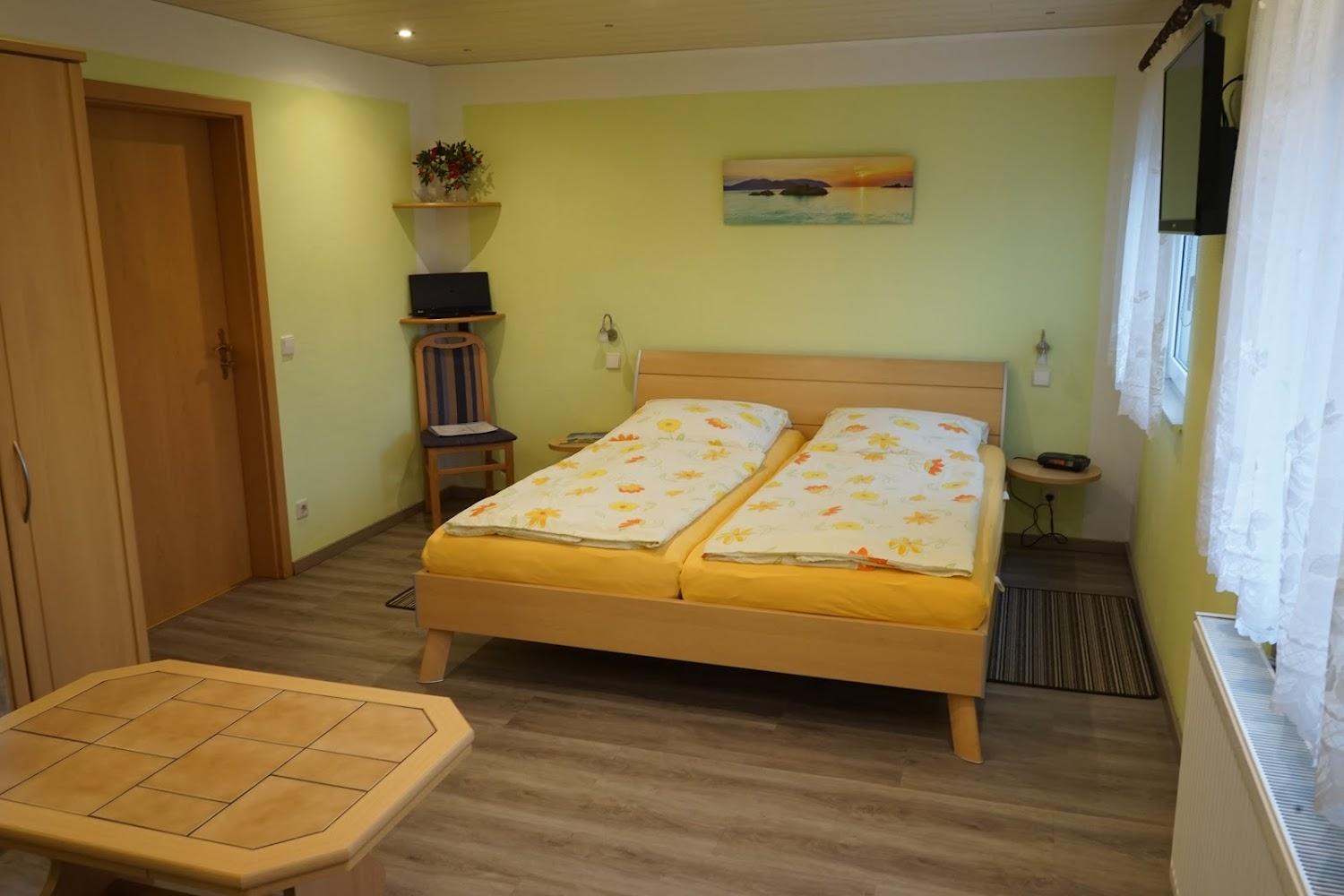 Cover Image for Pension No.13 - Bed and Breakfast