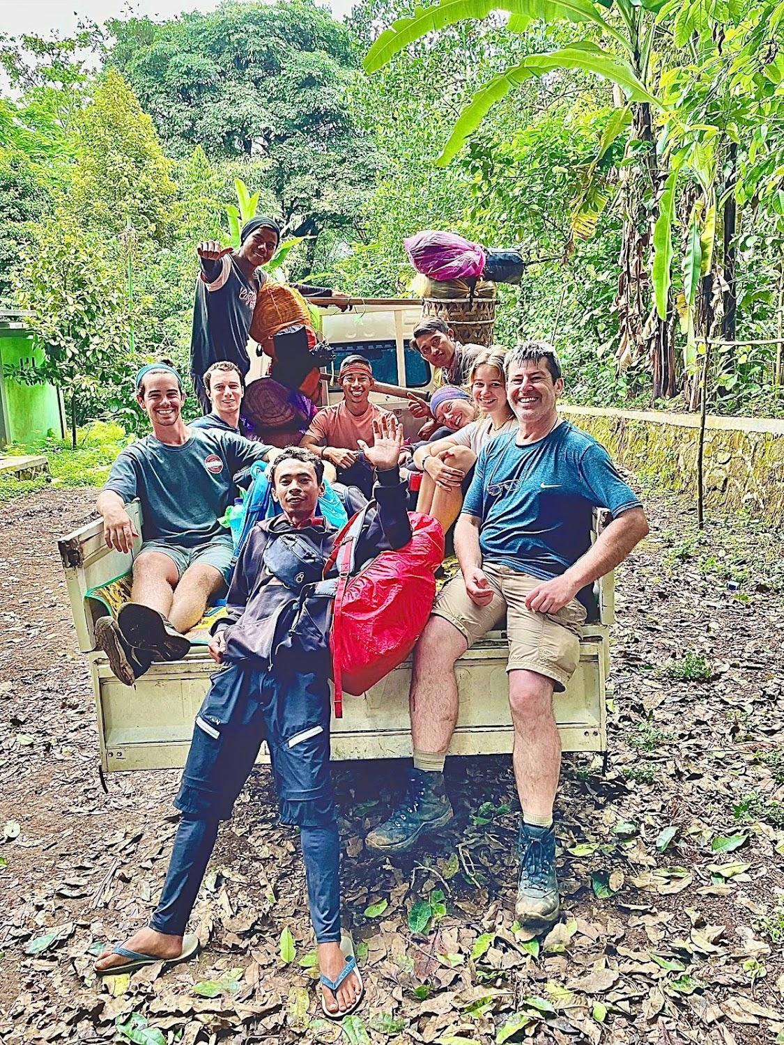 Cover Image for Senaru Sunset House & Trekking Rinjani Information