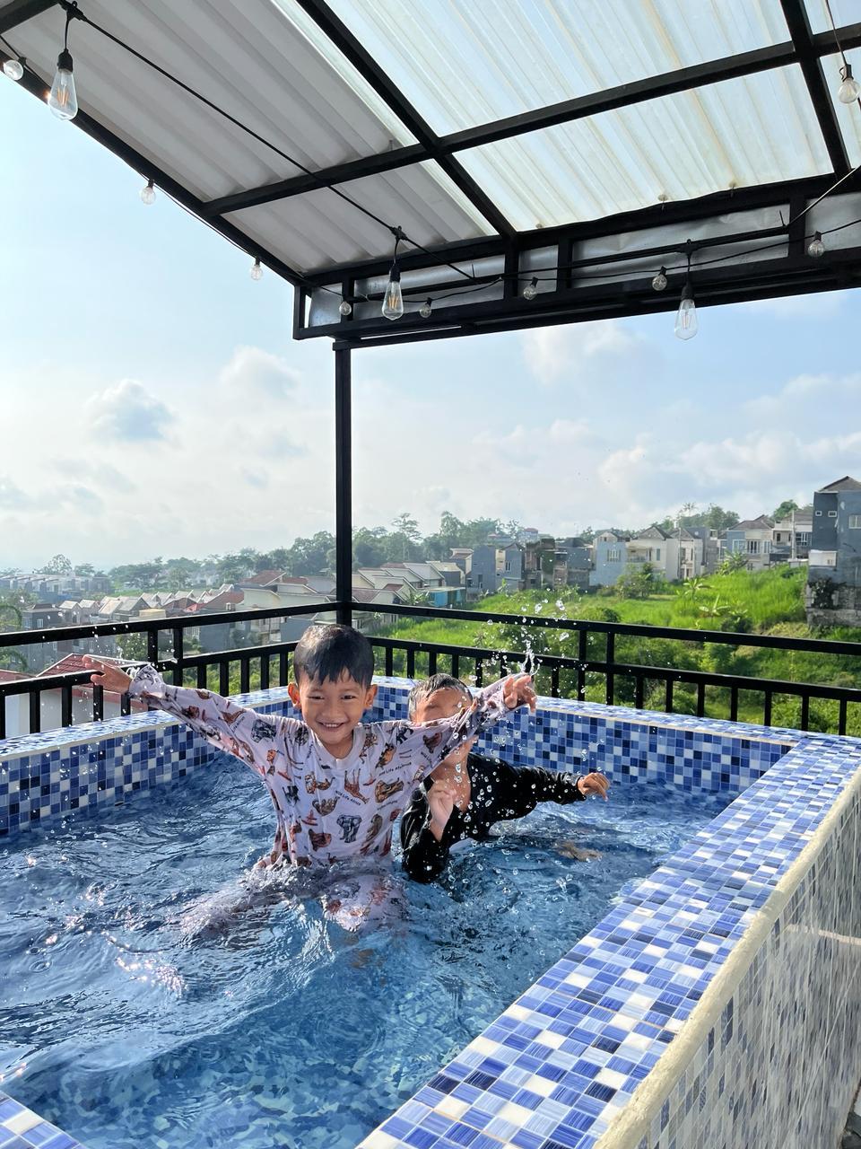 Cover Image for Puncak Villa Batu