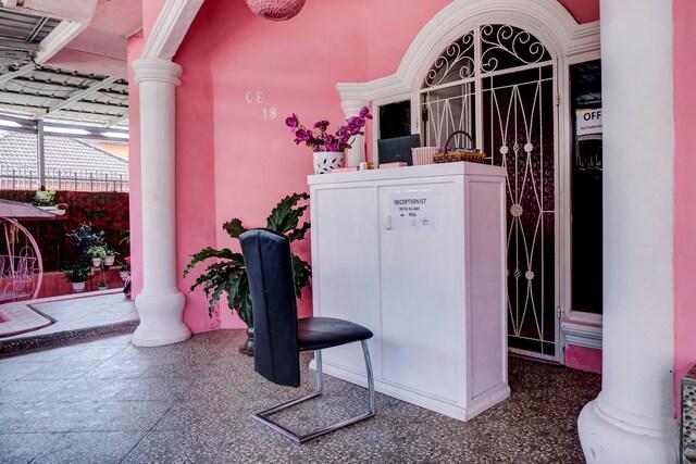 Cover Image for OYO 92598 Sulthan Homestay Syariah 3