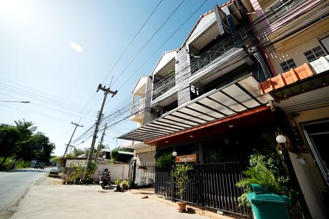 Cover Image for OYO 465 Krung Kao Traveller Lodge
