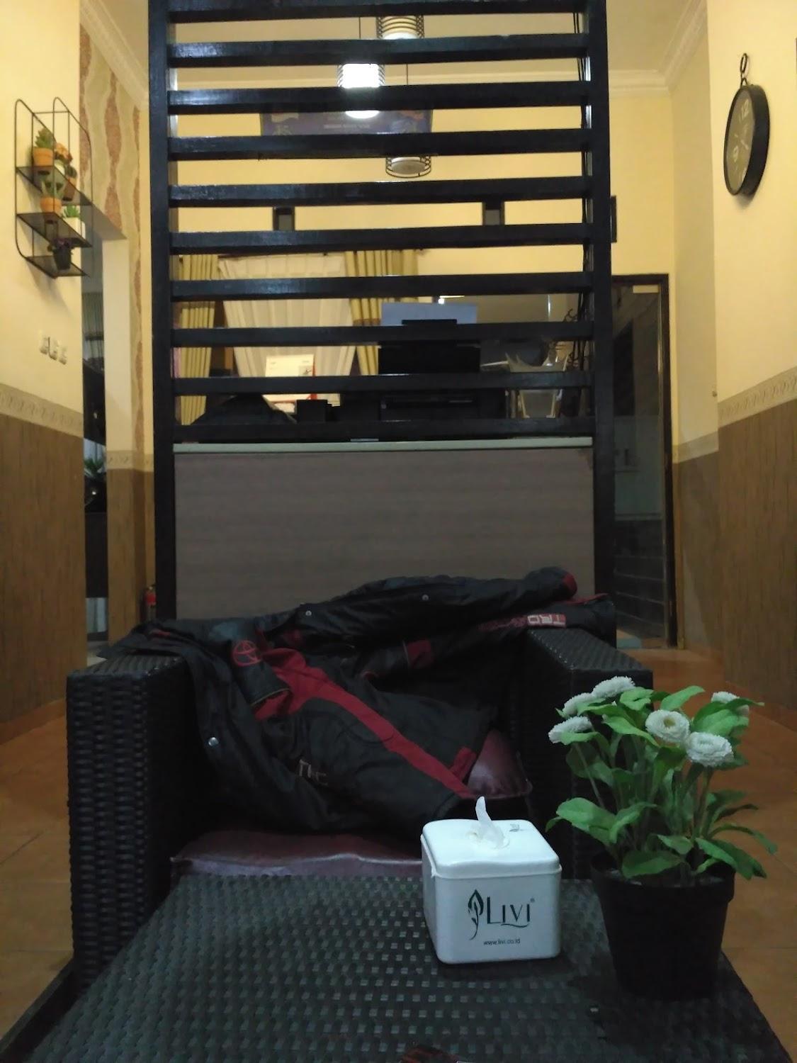 Cover Image for D'Dhave Hotel