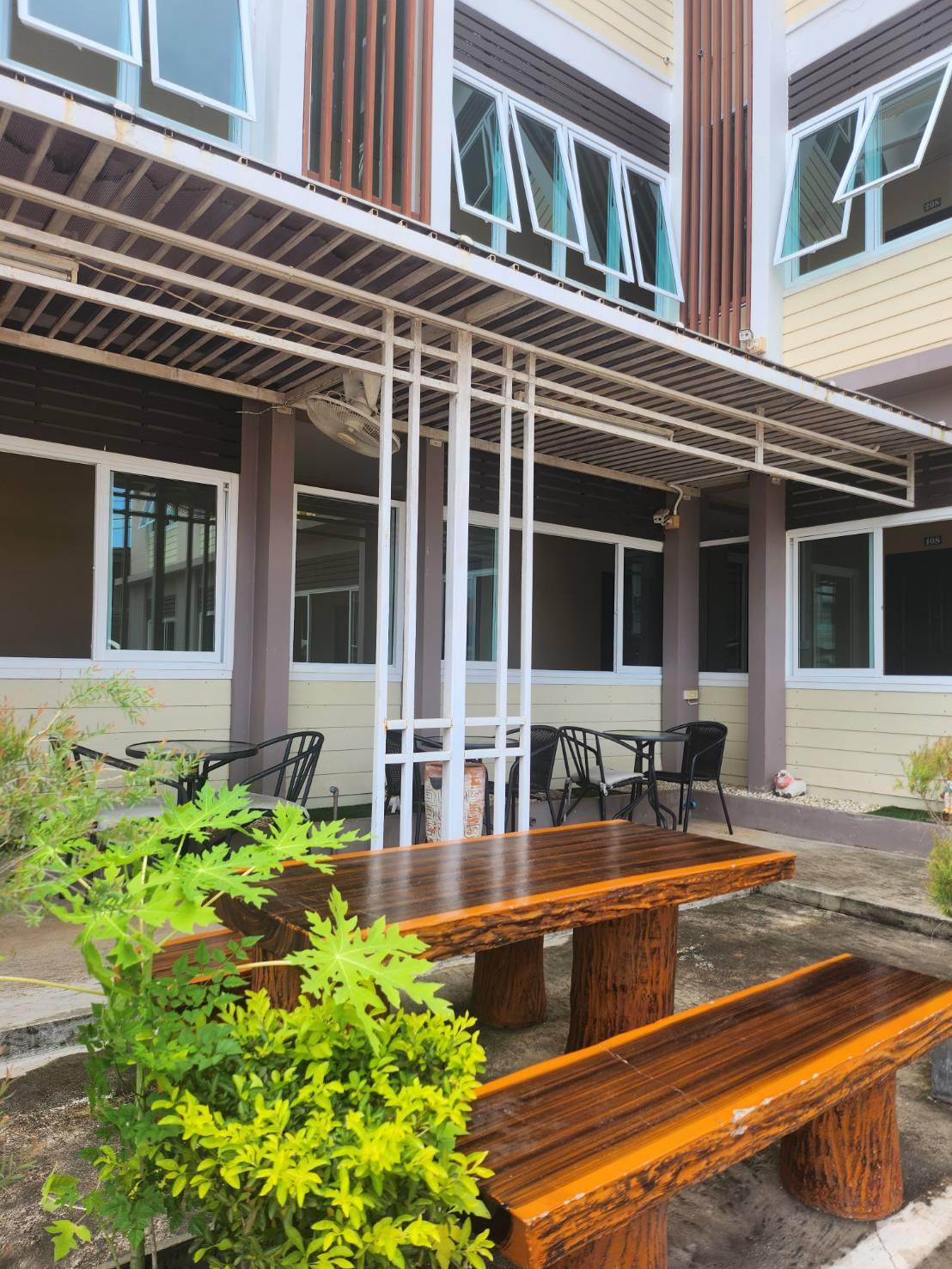 Cover Image for MT Place Hotel