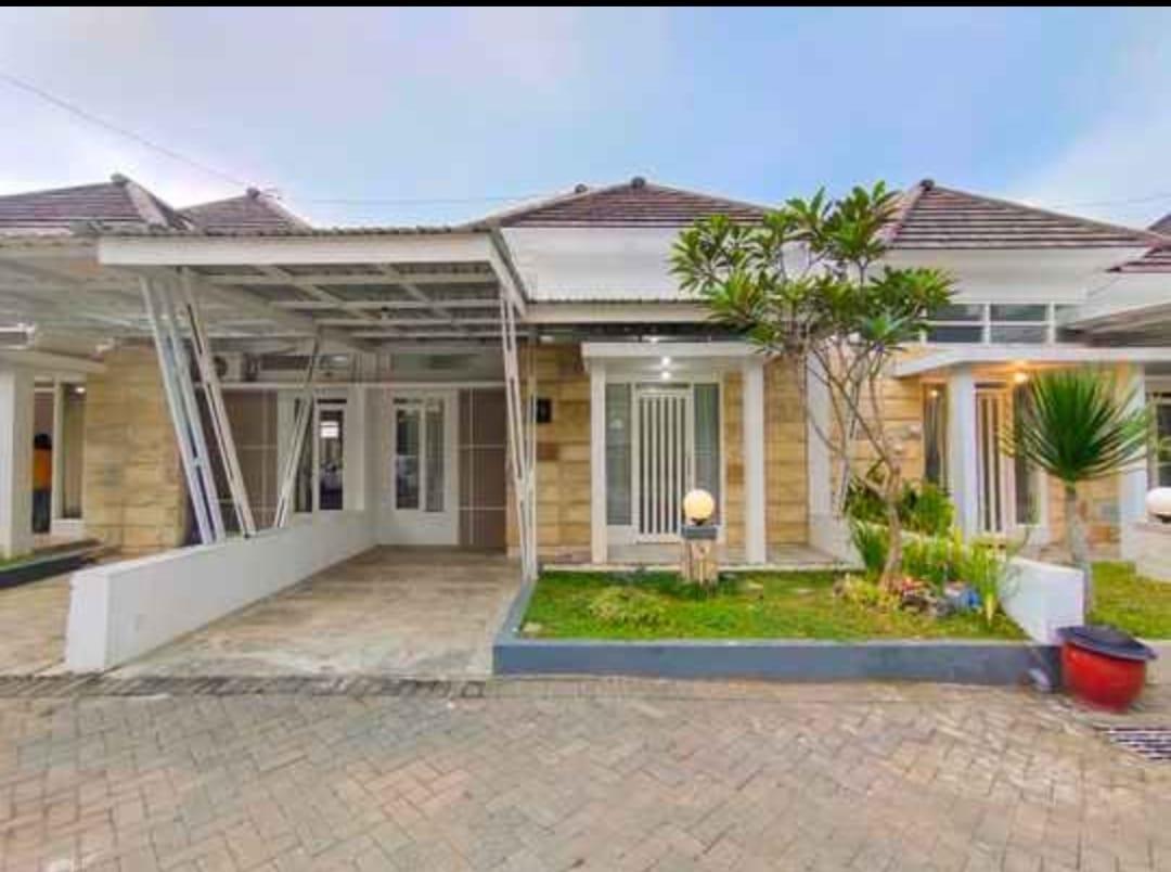 Cover Image for Emerald Villas Blok F-3