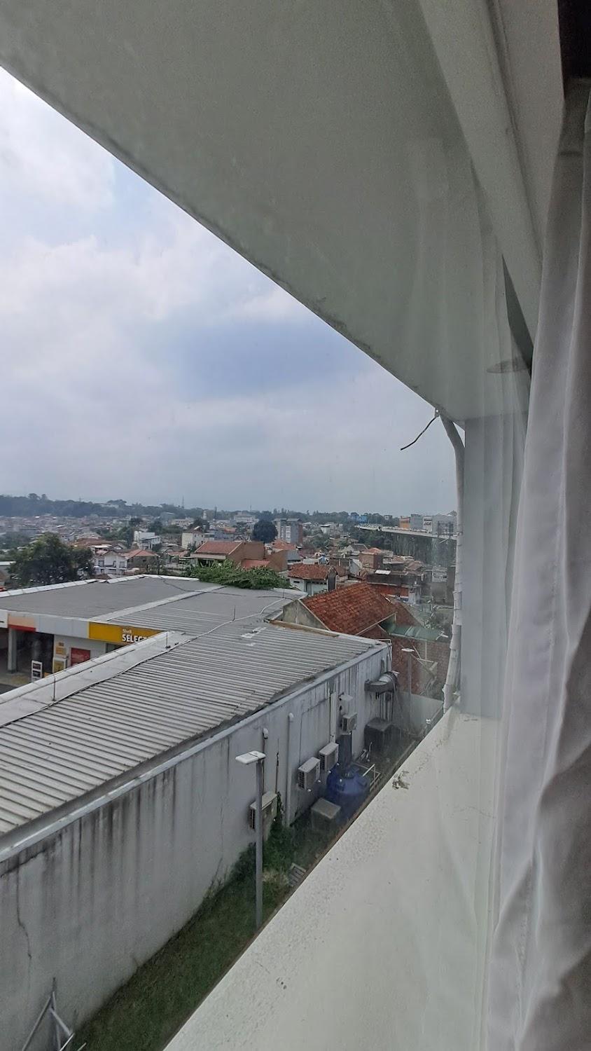 Cover Image for Kembang Hotel