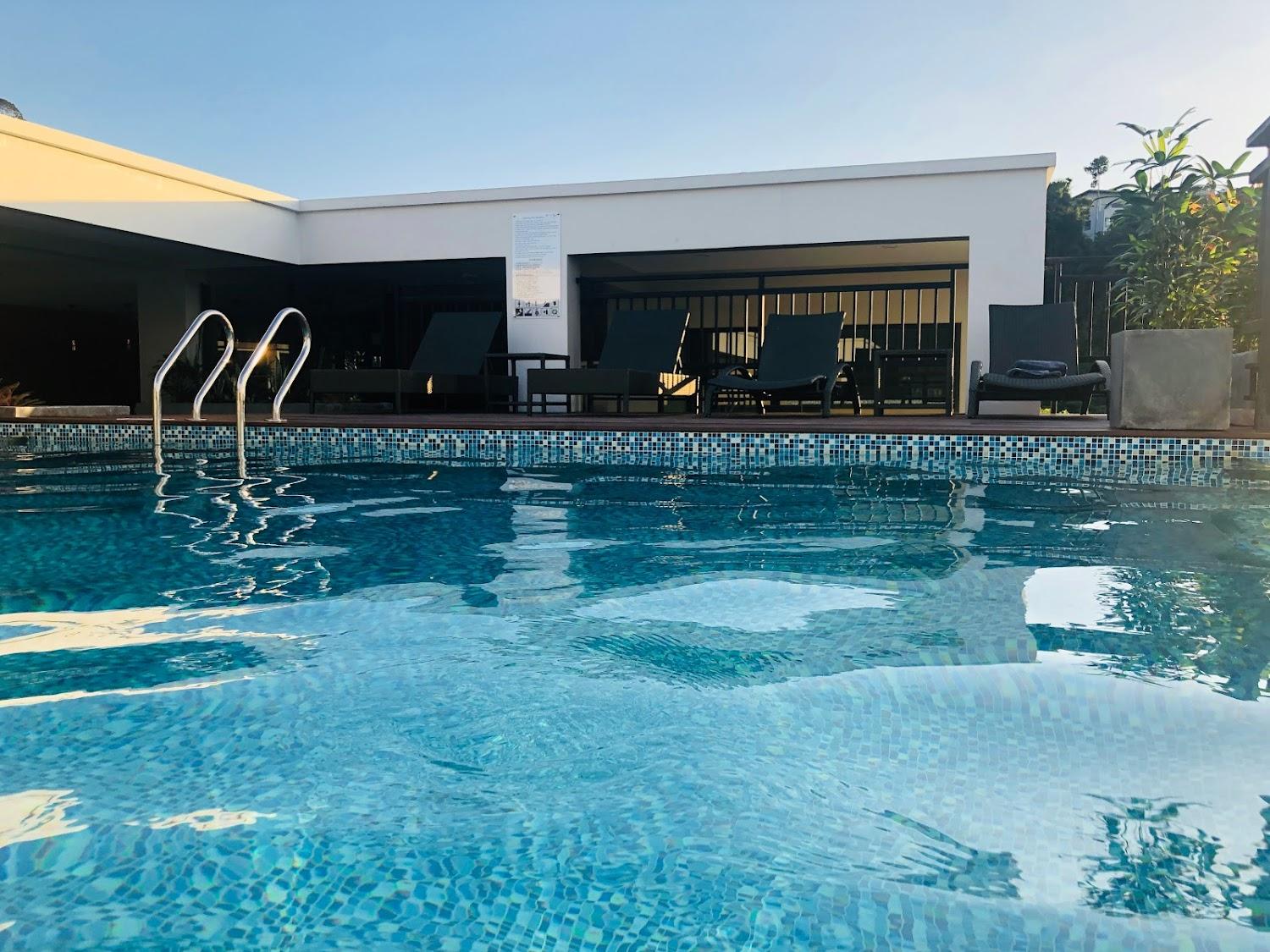 Cover Image for KANA TRIPLE L HOTEL