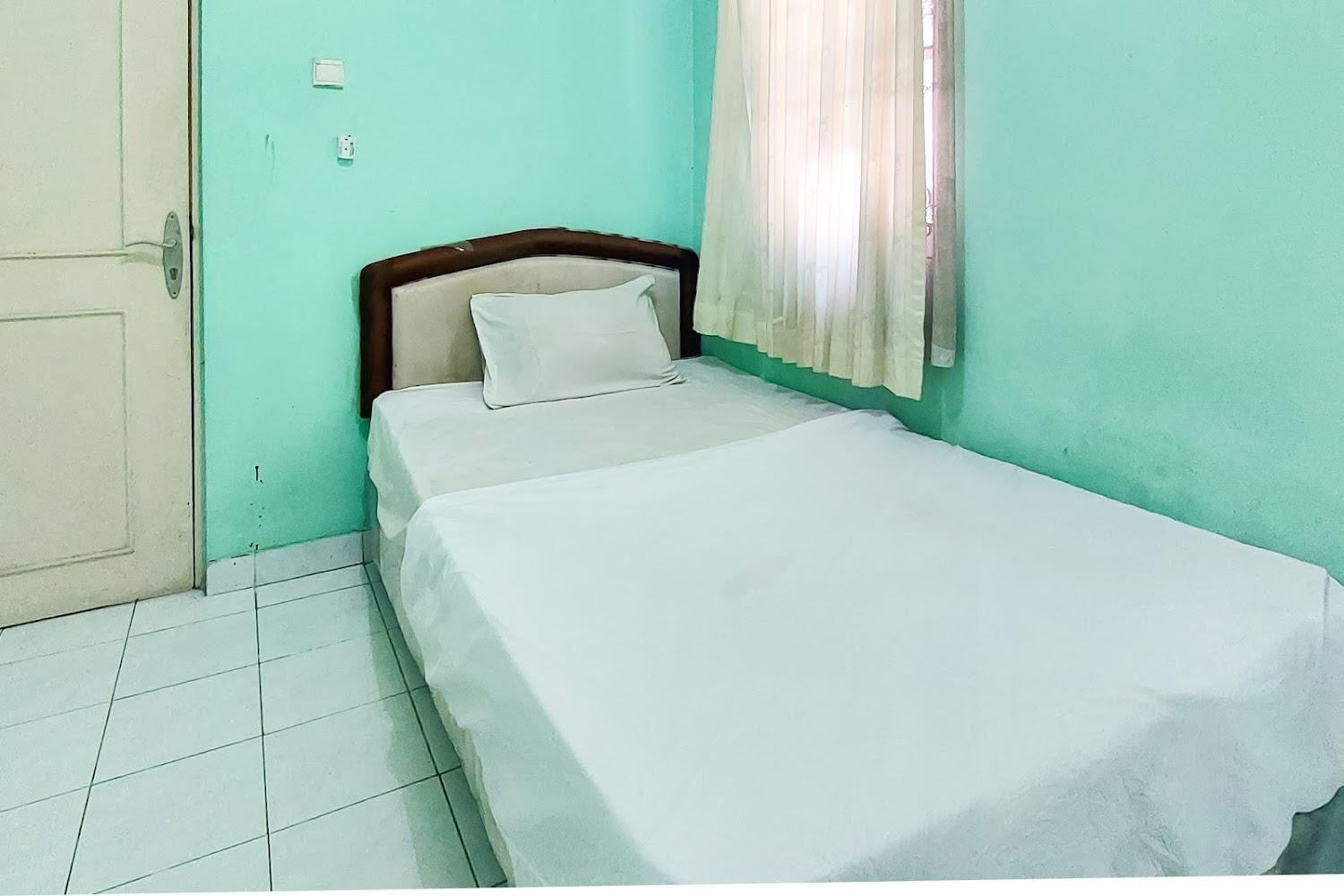 Cover Image for Surya Inn Syariah Cikarang RedPartner