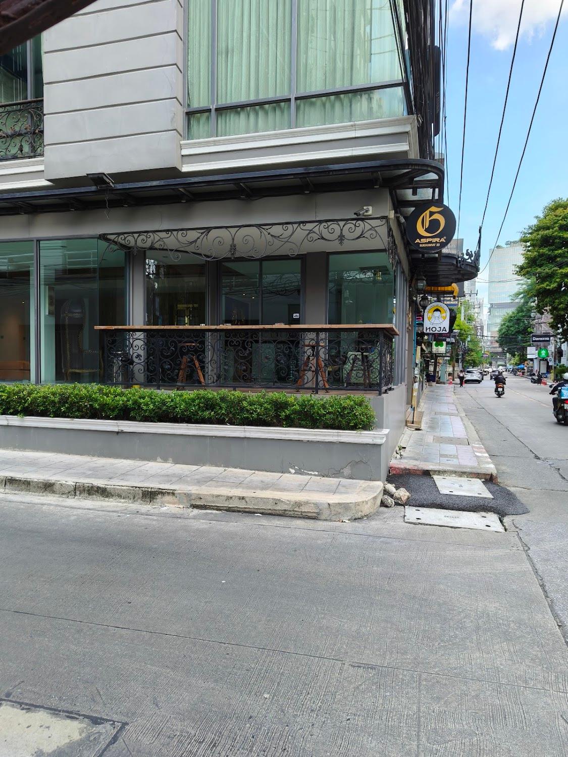 Cover Image for Aspira G Sukhumvit 33