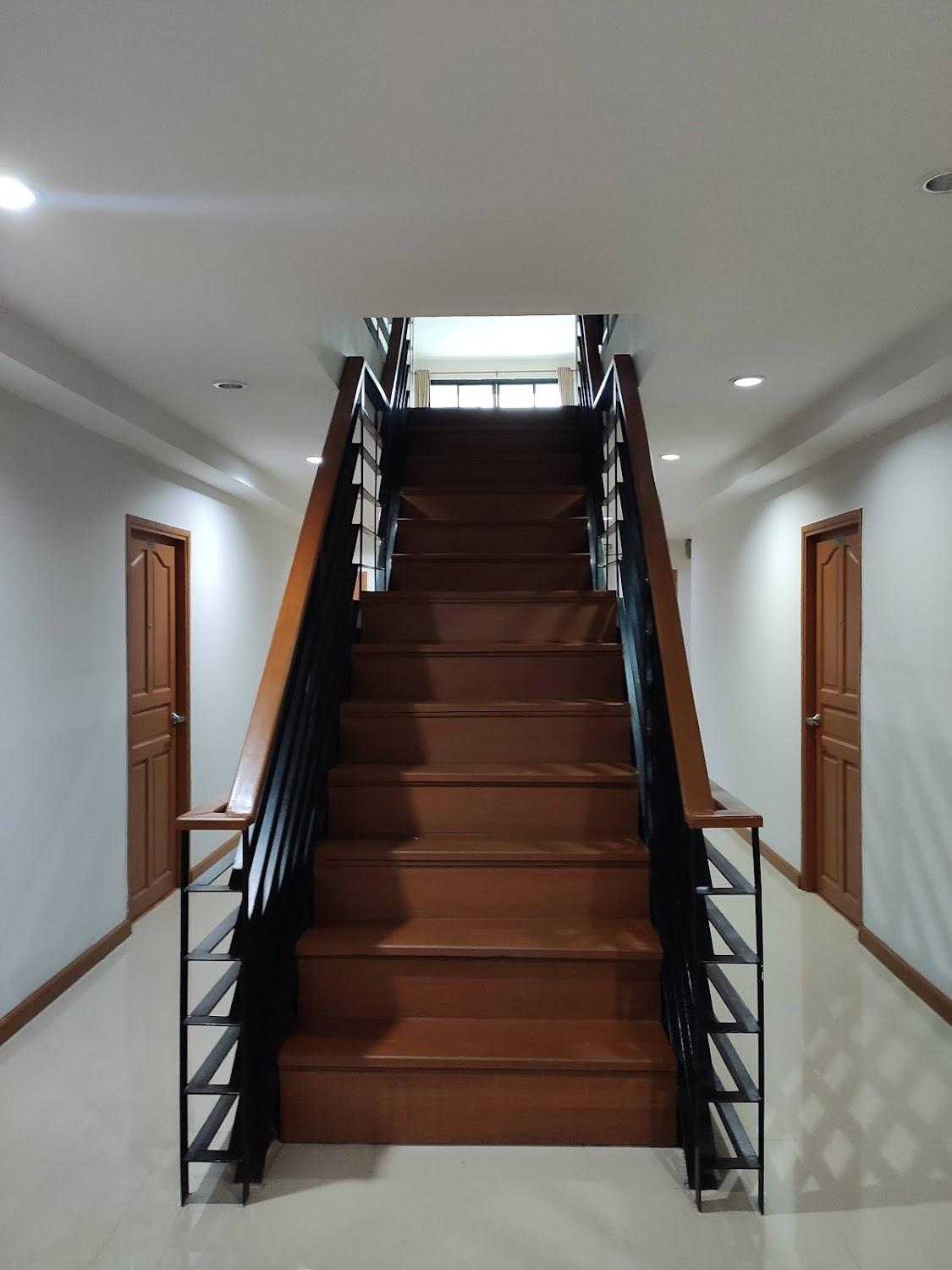 Cover Image for Double DD House @MRT Sutthisan