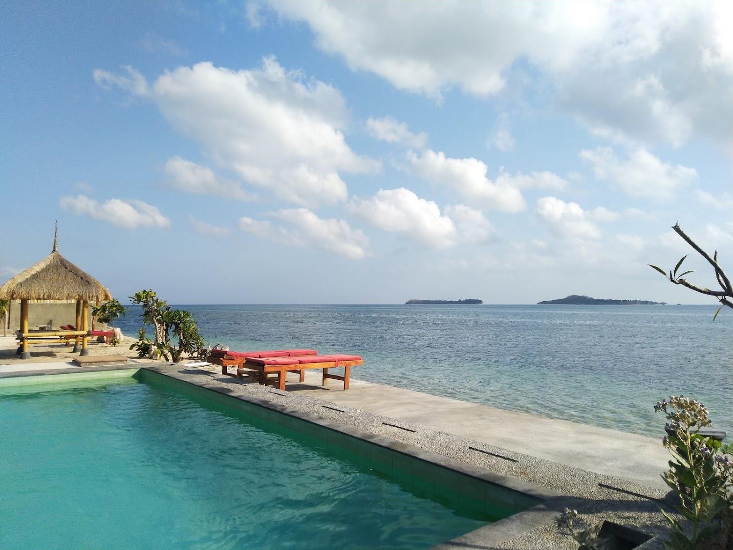 Cover Image for ALDEN BEACH HOUSE