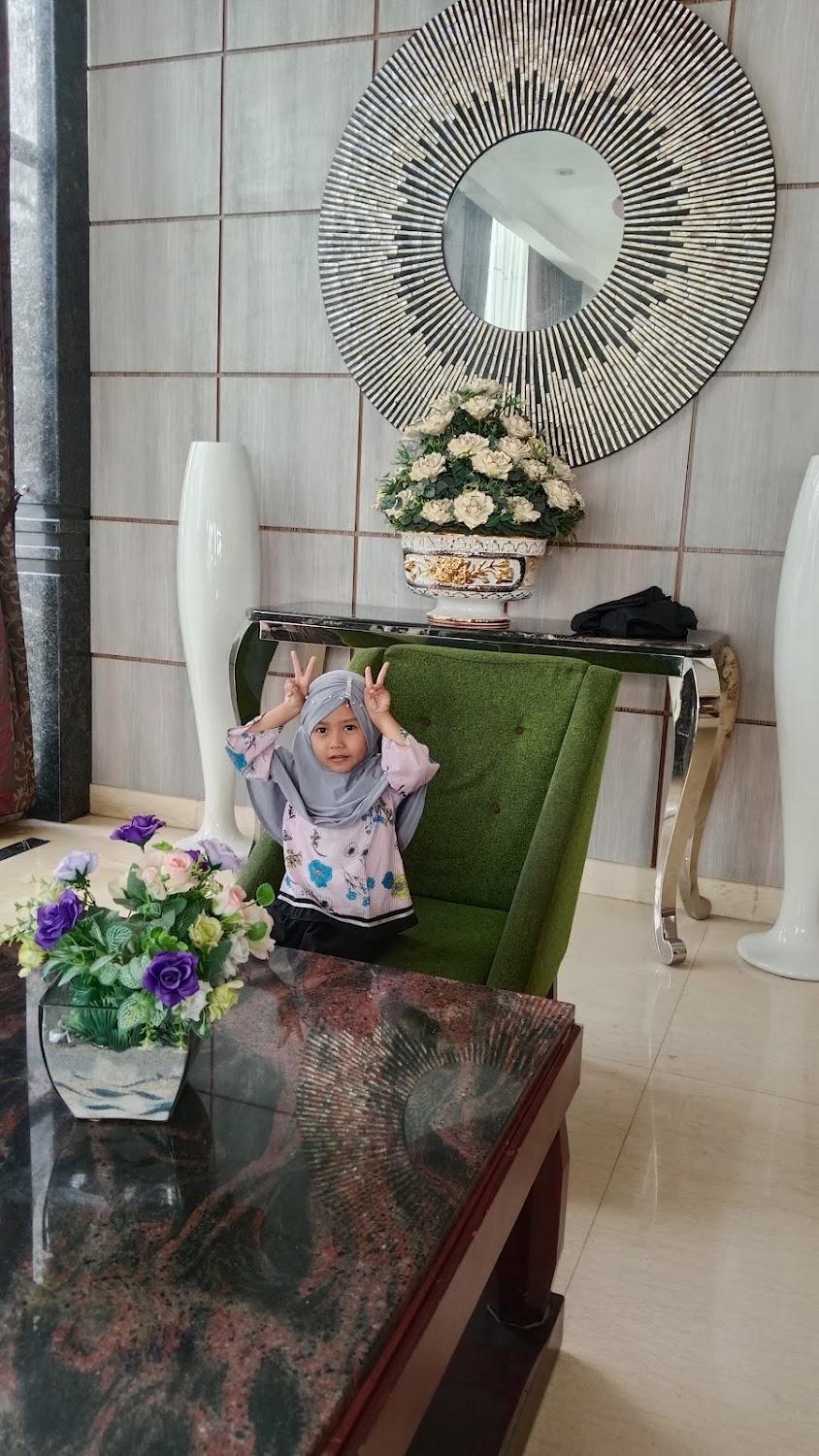 Cover Image for Grand Rocky Hotel Bukittinggi