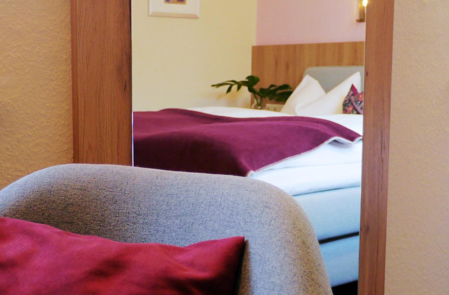 Cover Image for Hotel Grader