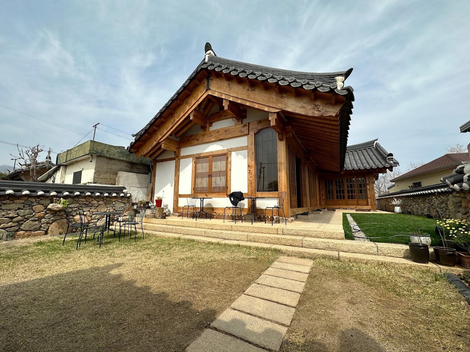 Cover Image for Woljeongheon