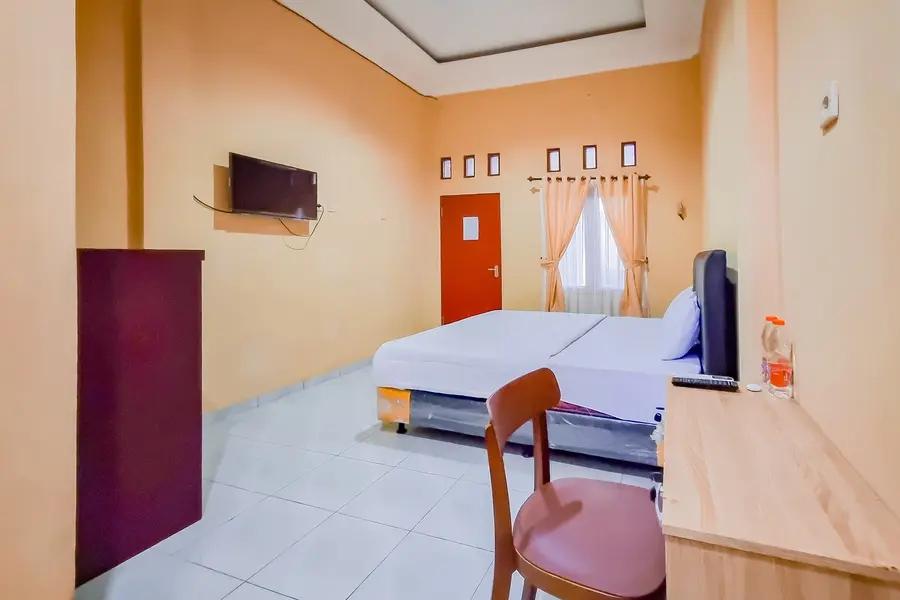 Cover Image for RedDoorz near Kantor Gubernur Kalimantan Tengah