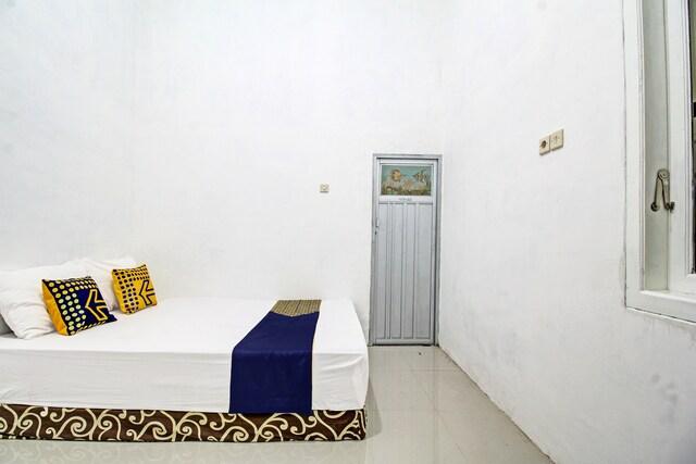 Cover Image for OYO 92118 Alif House Syariah 2