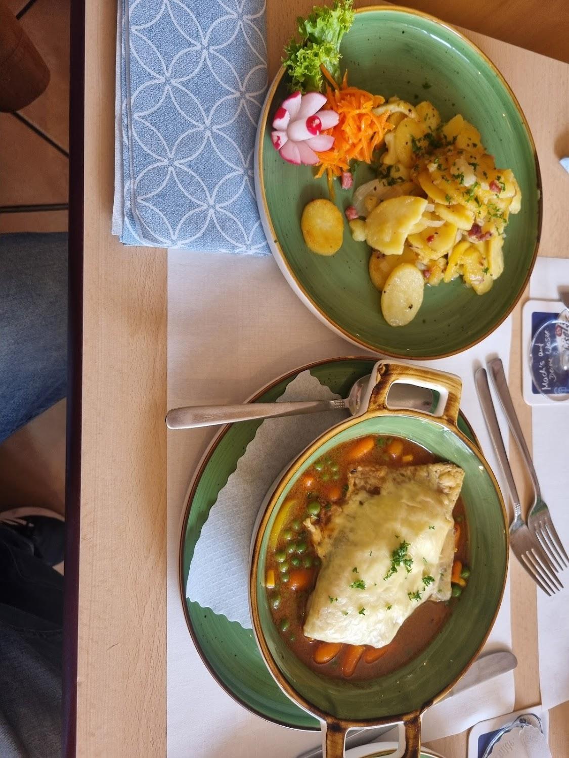 Cover Image for Bistro Oh-La-La