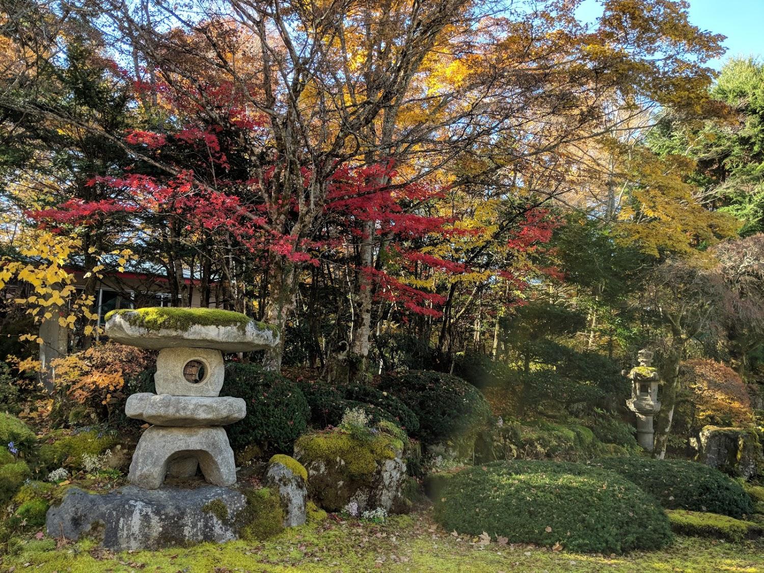 Cover Image for Teiensaryo Inn Lake Yamanaka