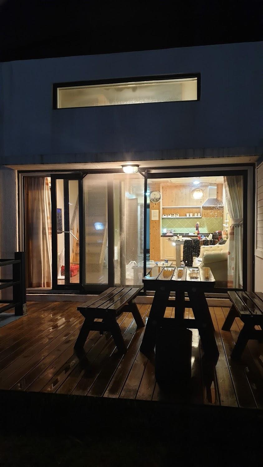 Cover Image for 제주개구리펜션