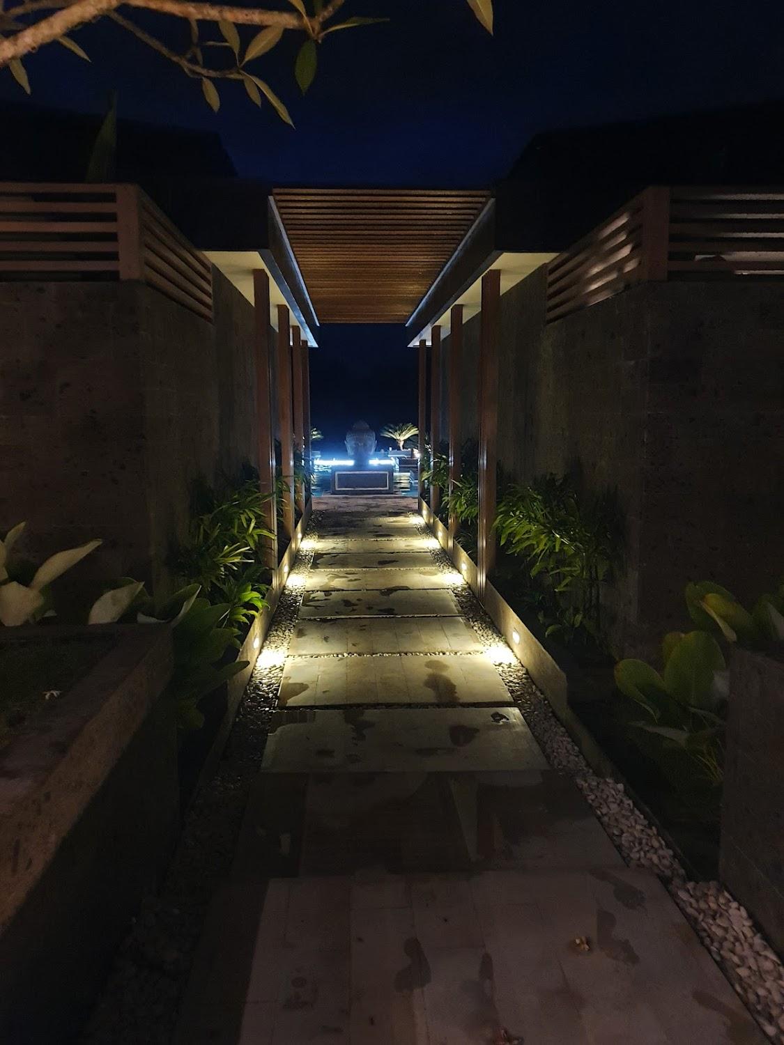 Cover Image for Villa Ubud Luxury Resort