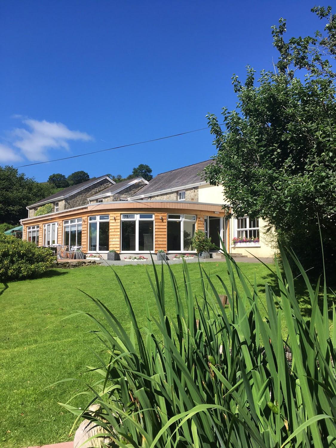 Cover Image for Llanerchindda Farm