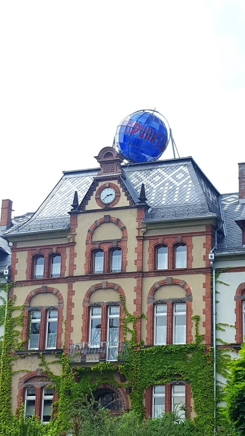 Cover Image for Pension Globus