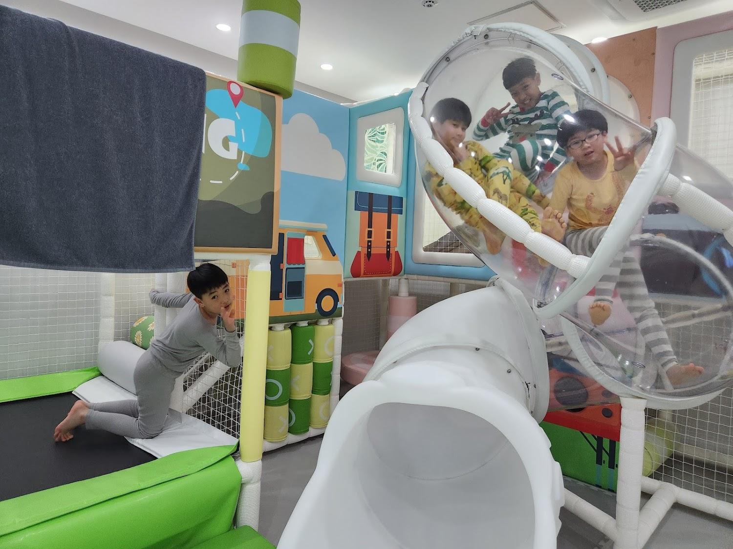 Cover Image for 라온포레키즈풀빌라