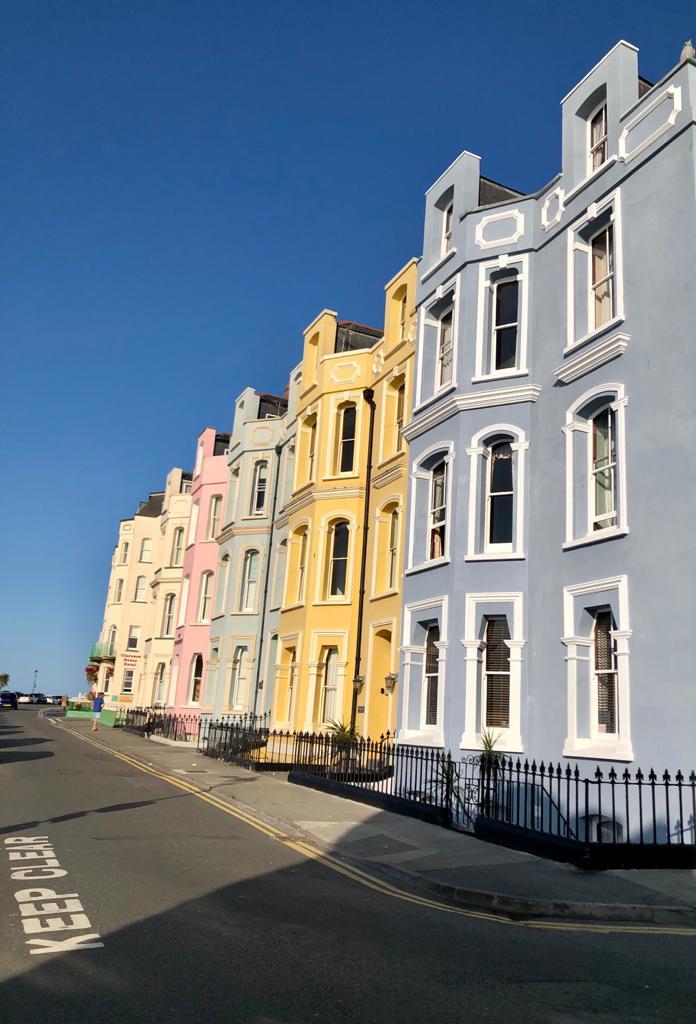 Cover Image for No 1, The Esplanade