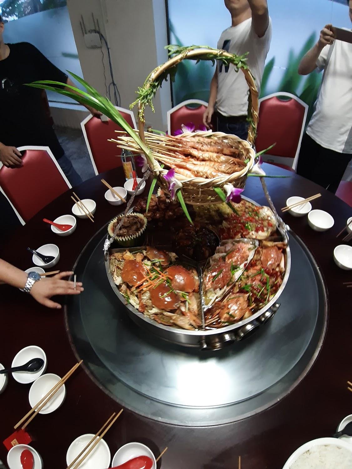 Cover Image for សណ្ឋាគារ លី ហេងឆាយ