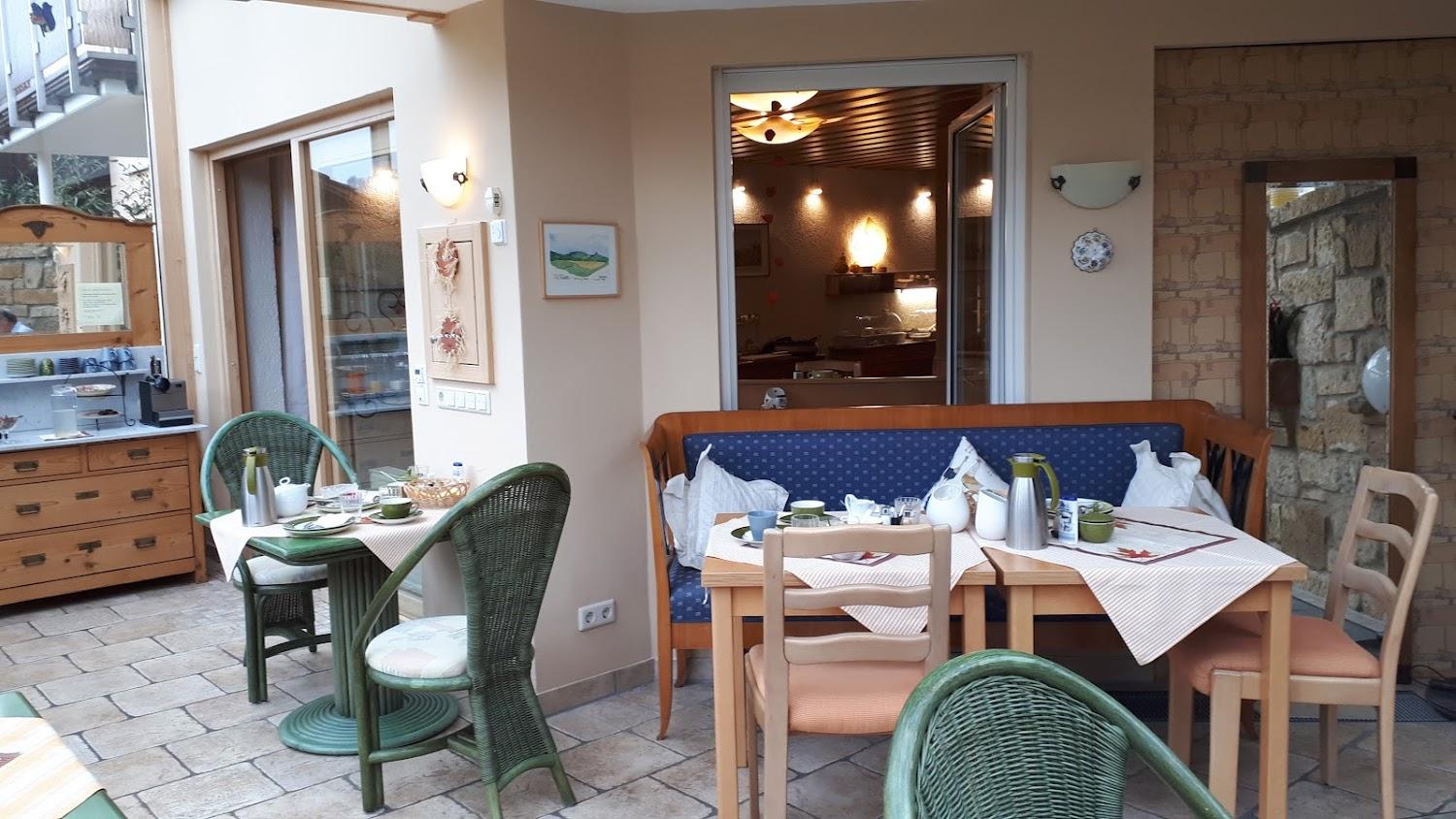 Cover Image for FeWo& Pension Sonnenleite Appartement