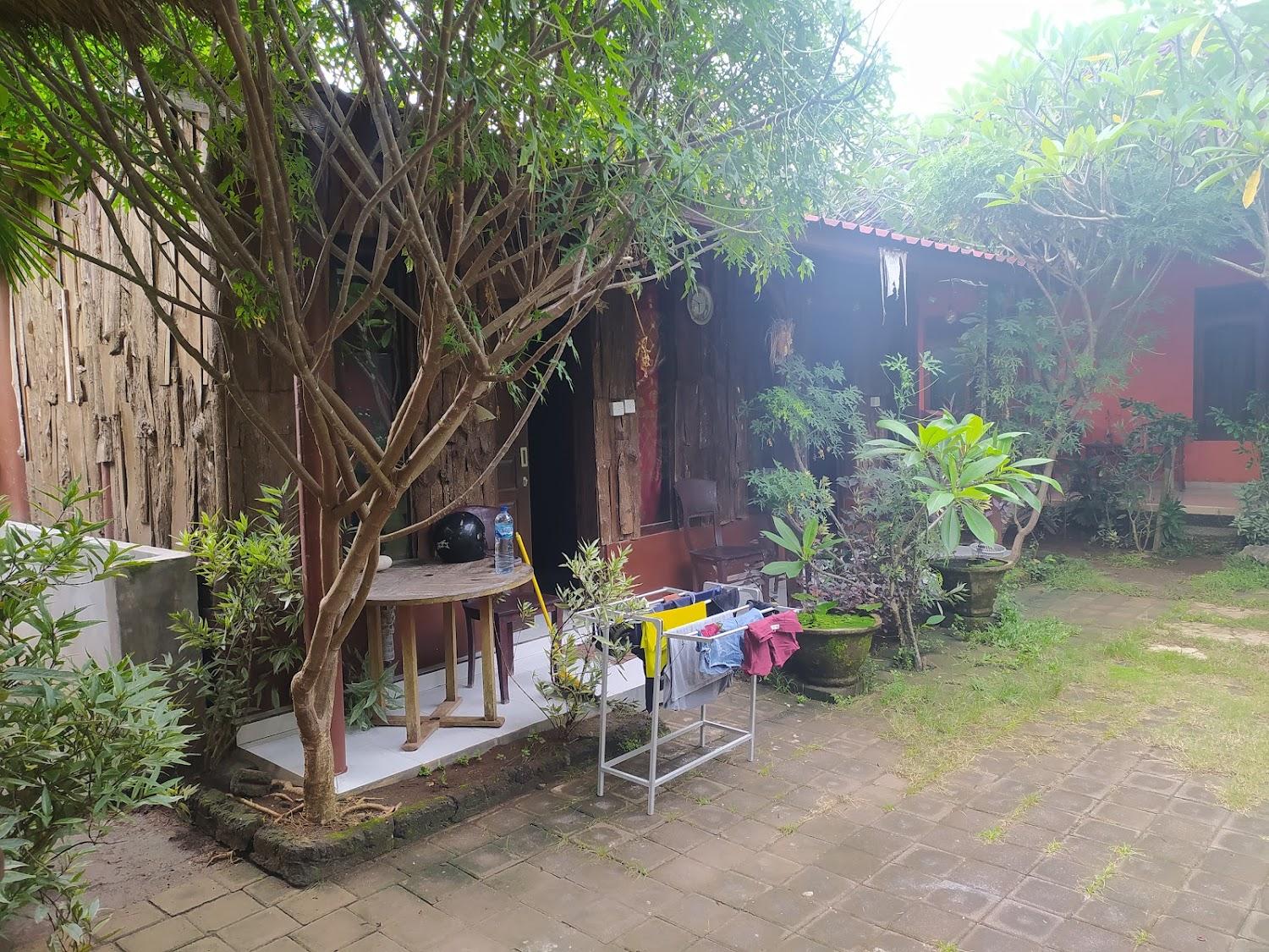 Cover Image for Made Roejas Home Stay