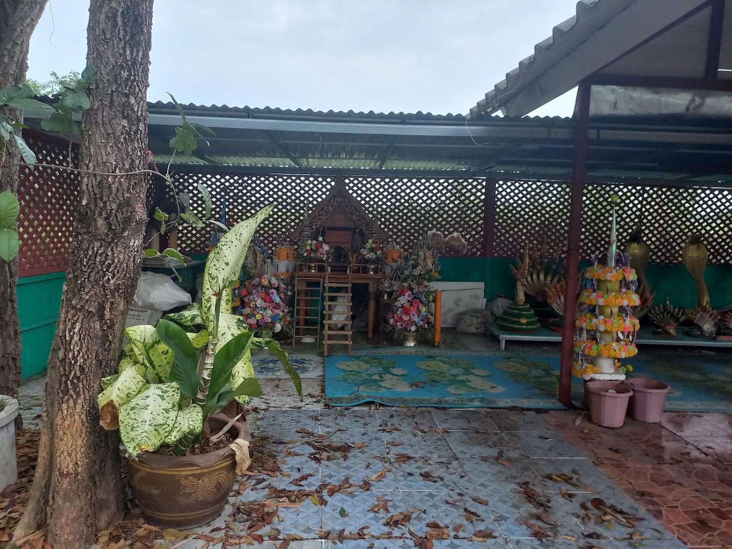 Cover Image for BanKhunYay Resort (บ้านคุณยายรีสอร์ท)