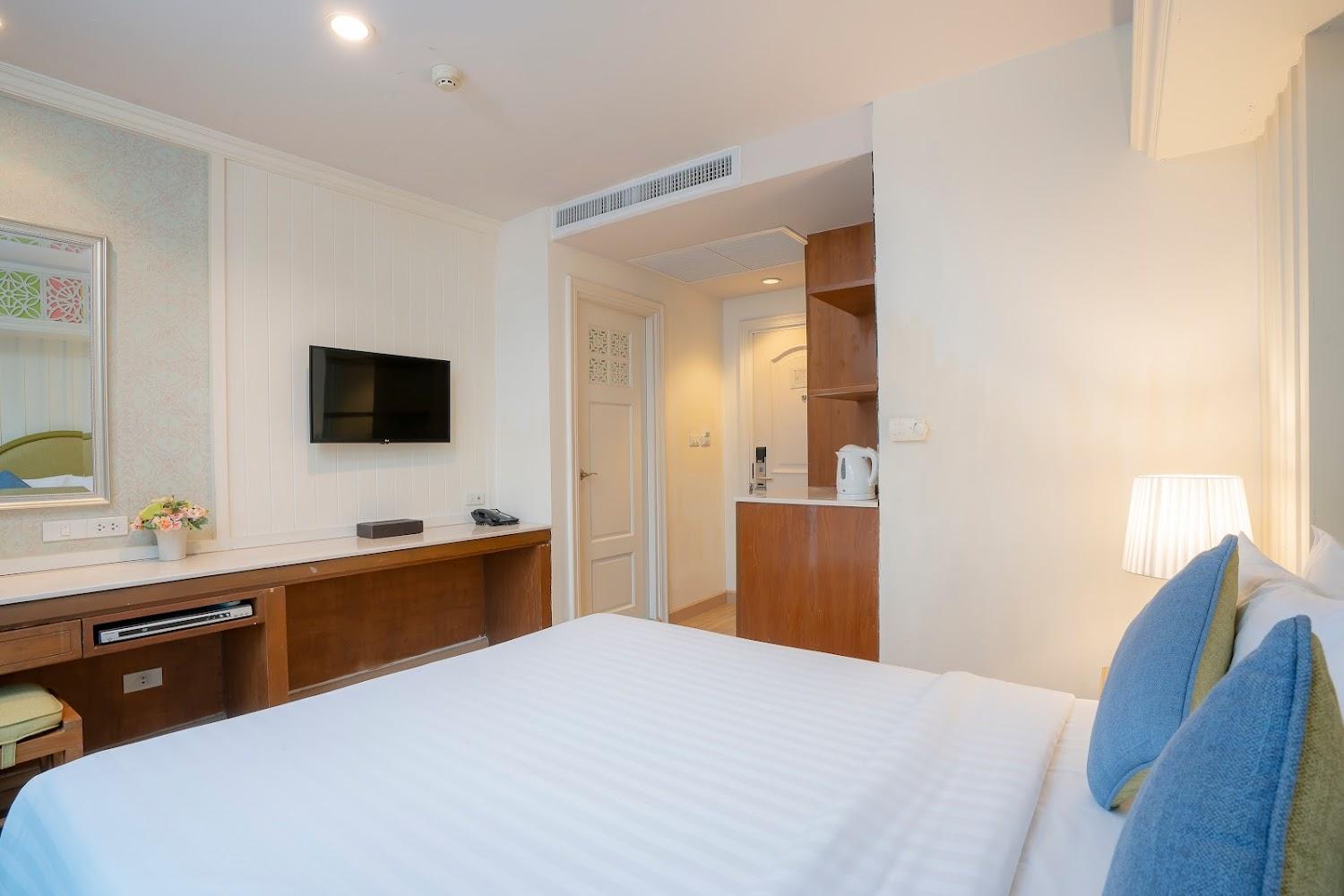 Cover Image for La Petite Salil Sukhumvit 8