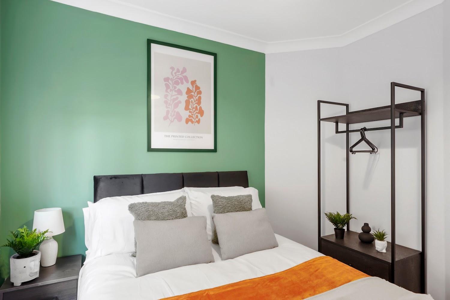 Cover Image for Relaxing Stay Homes Ltd - The Warren Property