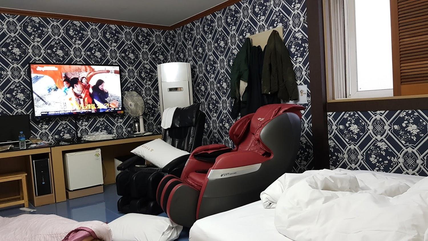 Cover Image for 럭셔리모텔