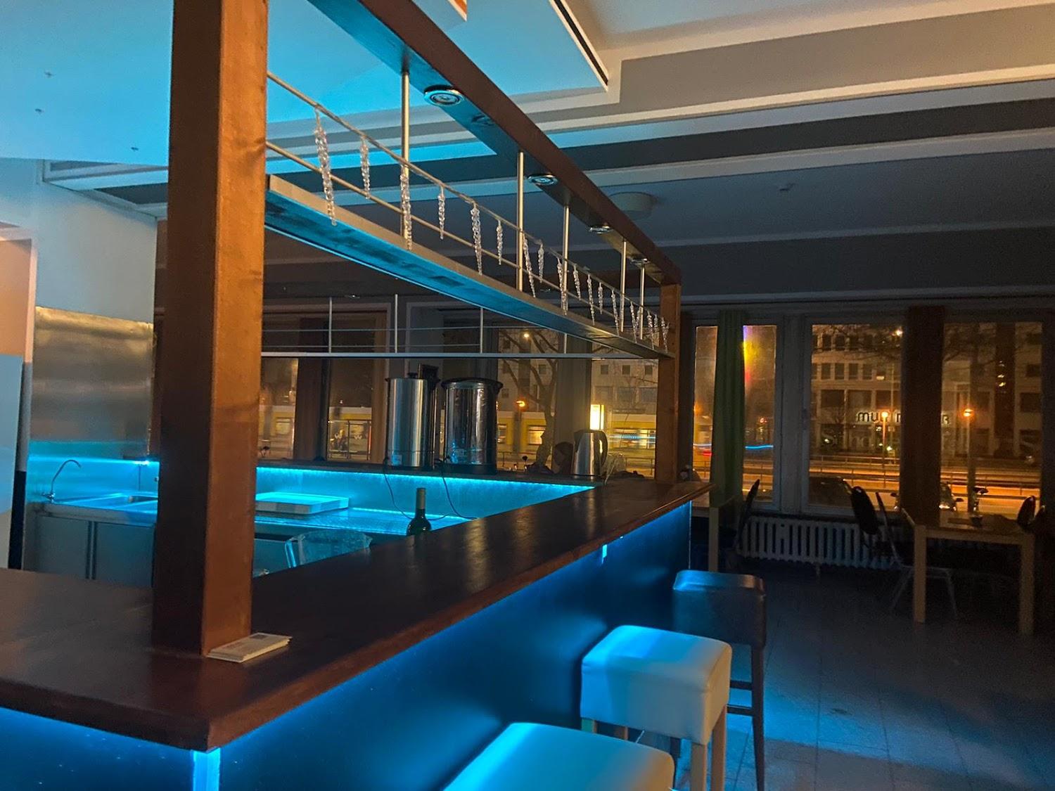 Cover Image for Ootel.com - Hotel & Hostel